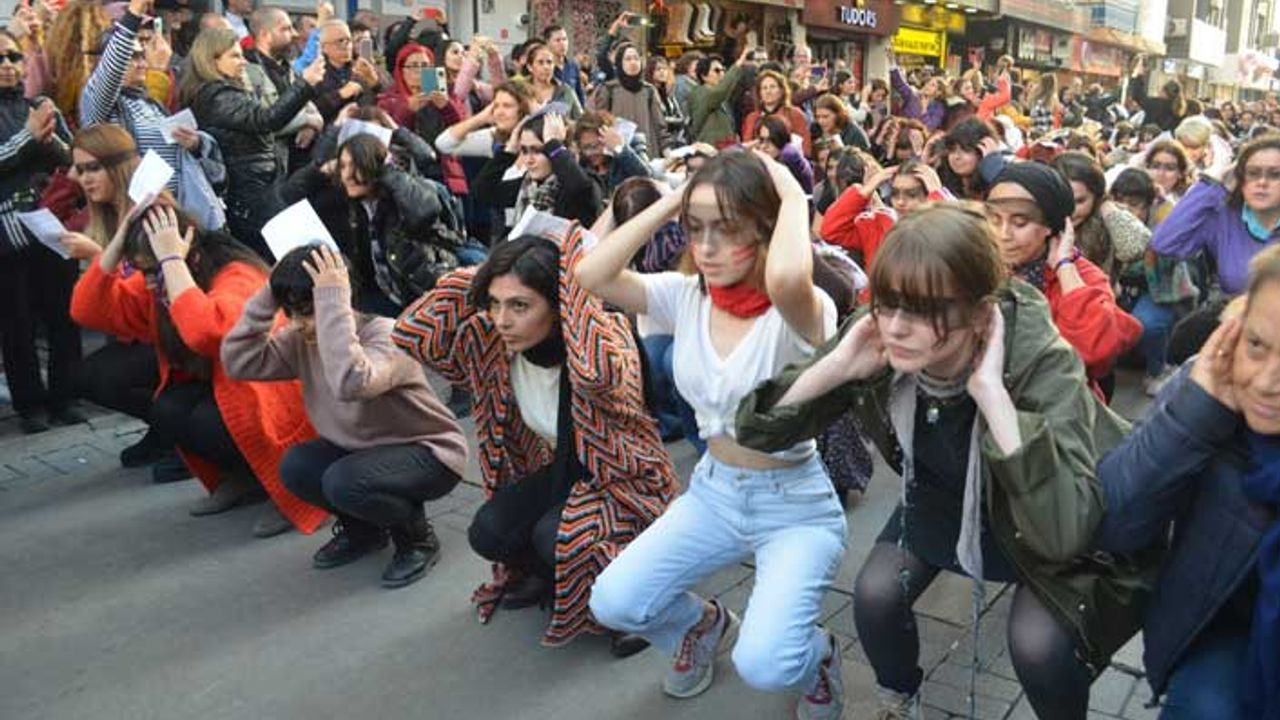 Las Tesis yargılanıyor