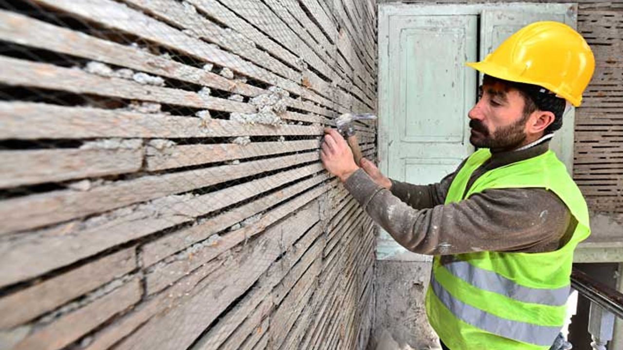 Pazaryeri’nde restorasyon çalışmaları sürüyor