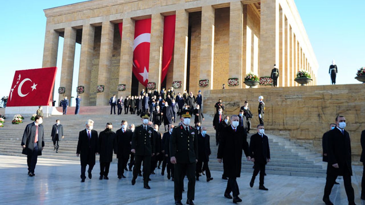 Devlet erkanı 10 Kasım’da Anıtkabir’i ziyaret etti