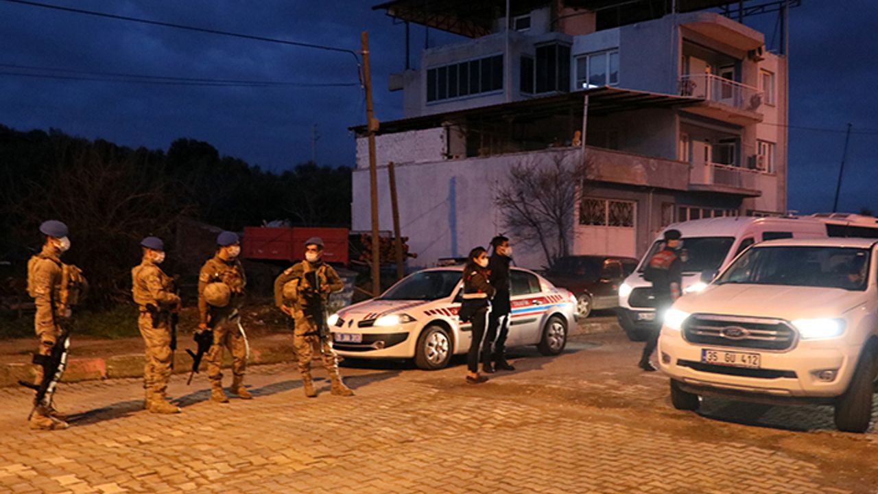 Komando destekli operasyonda 9 şüpheli yakalandı