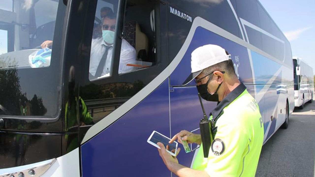D300 karayolunda otobüs ve minibüsler denetlendi