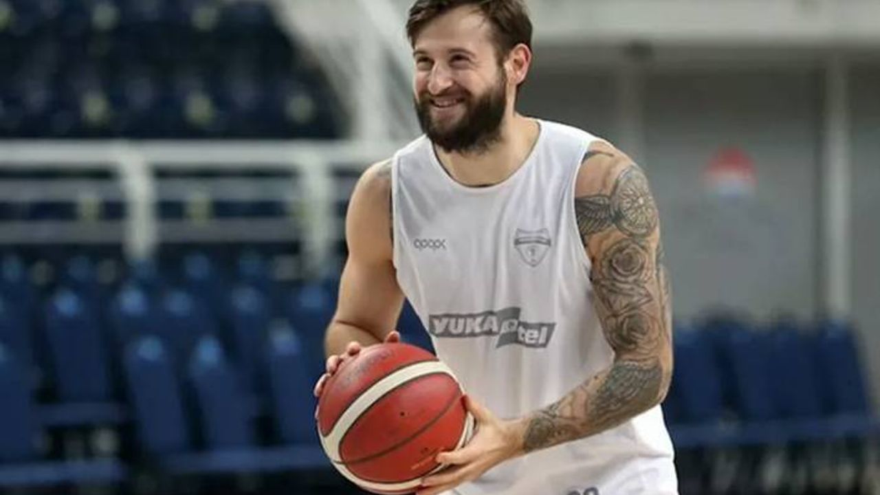 Pınar Karşıyaka'da Thomas Akyazılı tamam
