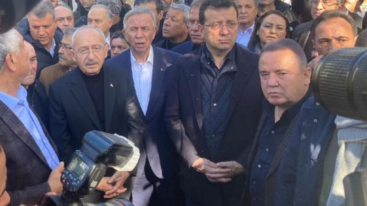 Kılıçdaroğlu üç büyükşehir başkanıyla Adana'da