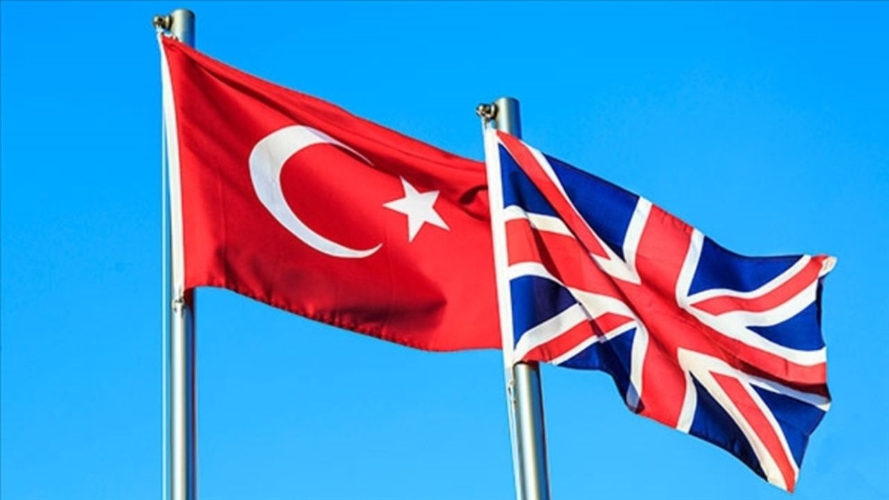 İngiltere’den Türkiye’ye 76 kişilik arama kurtarma ekibi