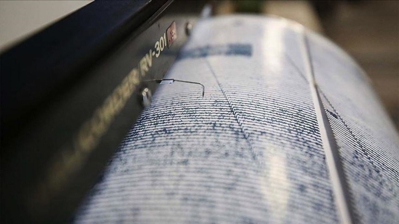 Afganistan'da 6,8 büyüklüğünde deprem!