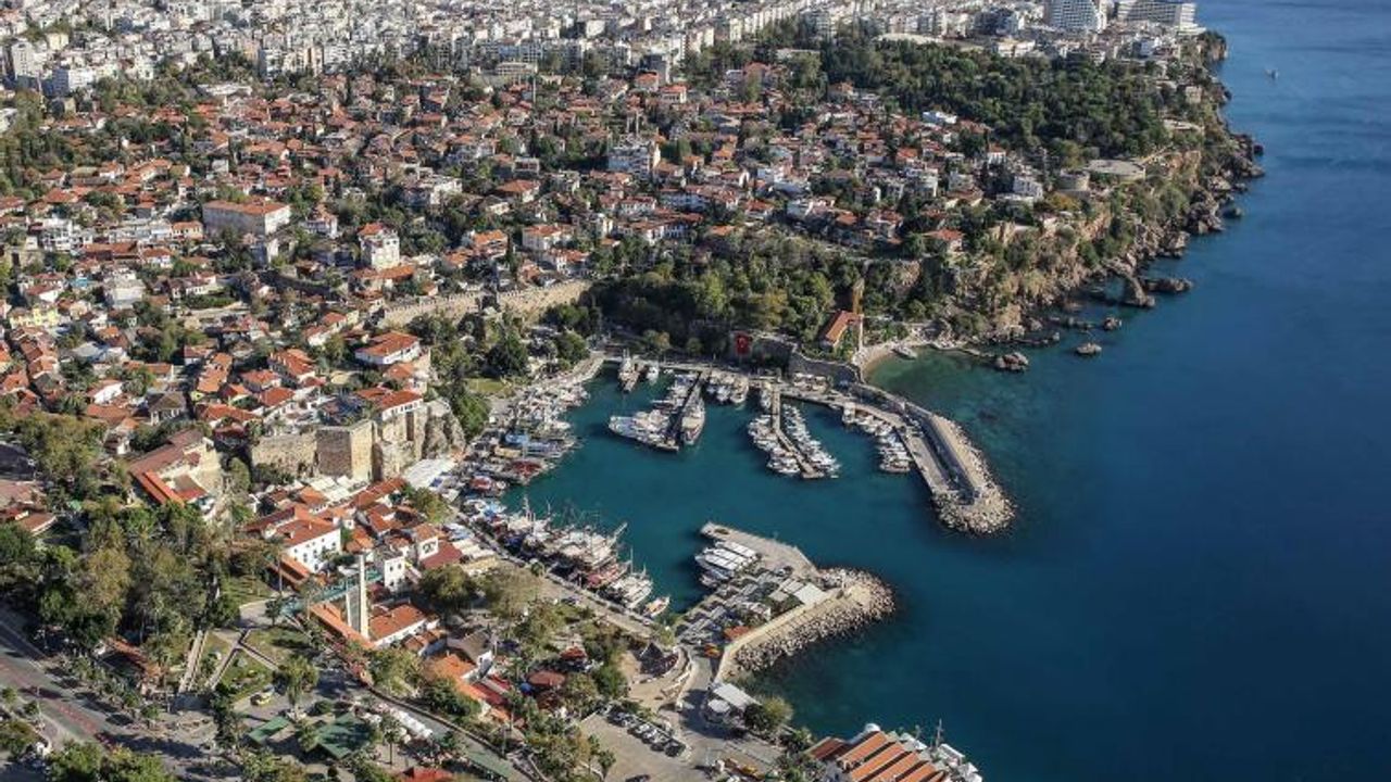 Antalya Muratpaşa'da mahkemeden satılık 429 m² arsa