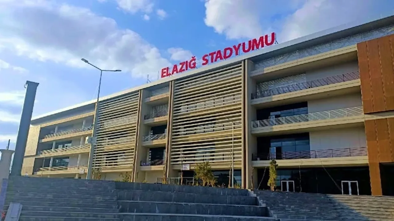 Atatürk ismi silinen Elazığ Atatürk Stadyumu'nda son gelişme