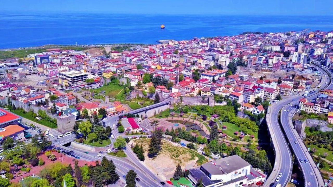 Trabzon Ortahisar'da icradan satılık 100 m² dükkan