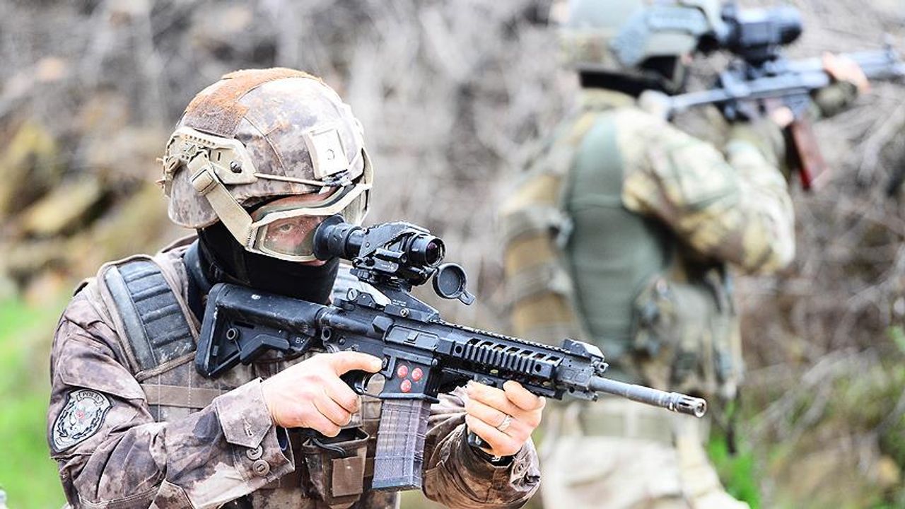 MSB Açıkladı! 3 PKK'lı Terörist Güvenlik Kuvvetlerine Teslim Oldu