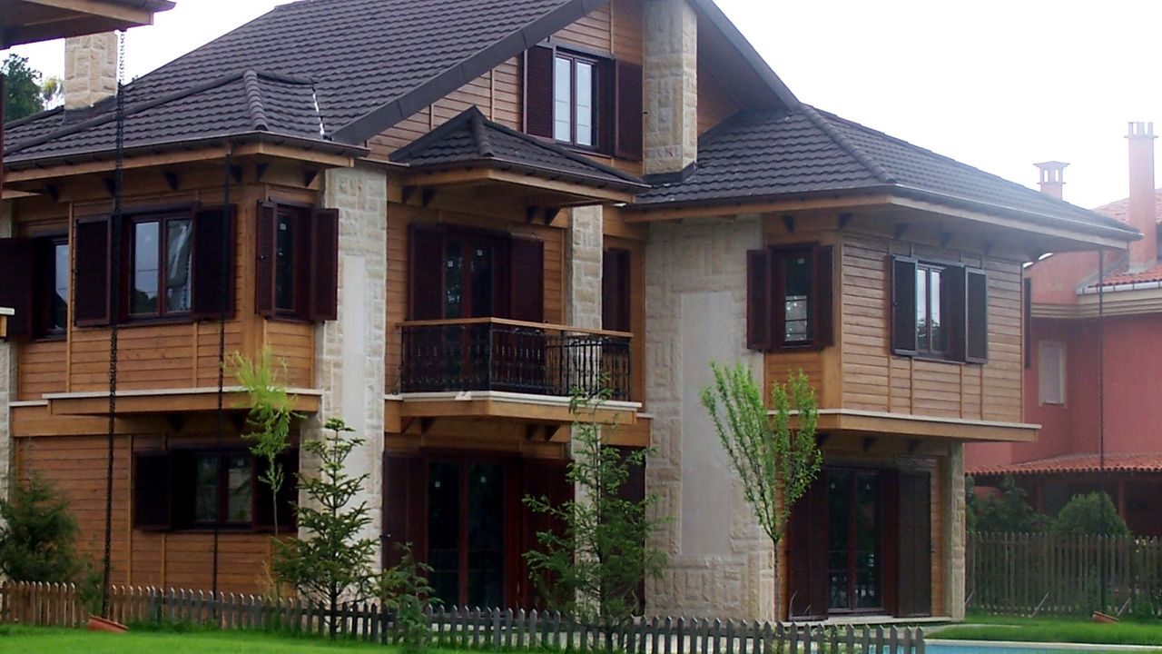 Manisa Soma'da icradan satılık 490 m² kargir ev
