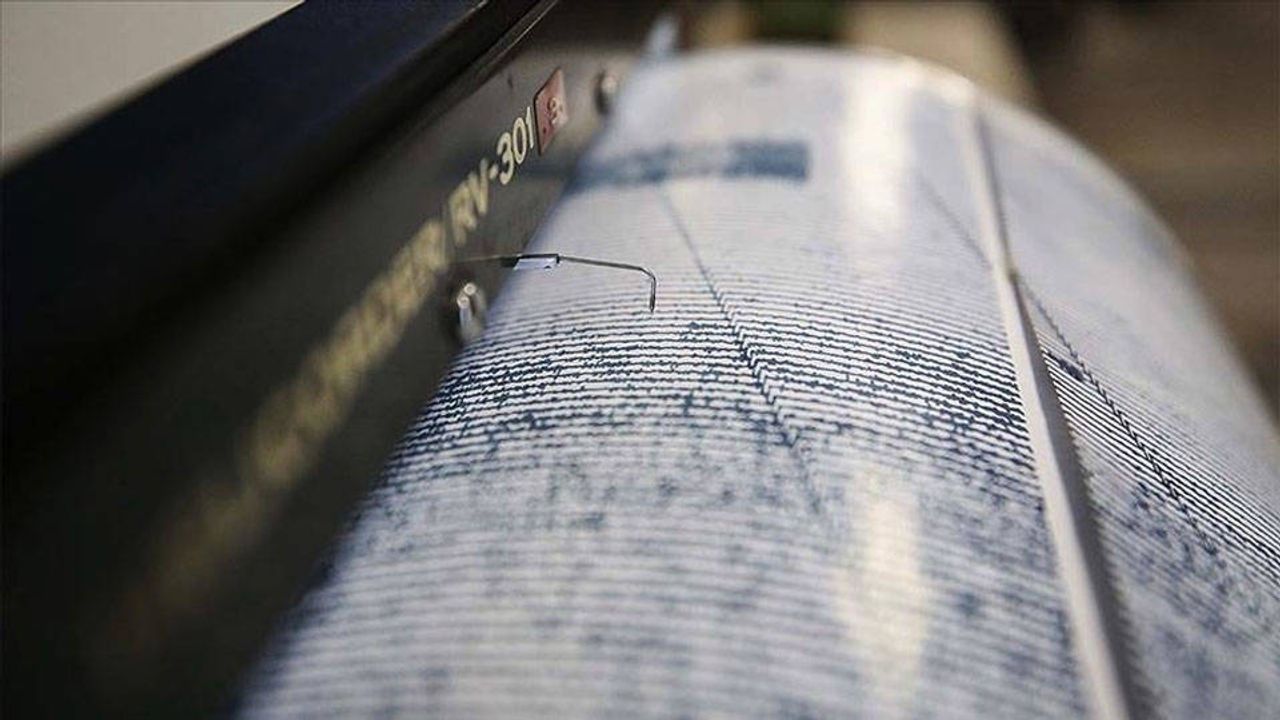 Son dakika! İran-Türkiye sınırında deprem: Van ve Iğdır’da da hissedildi