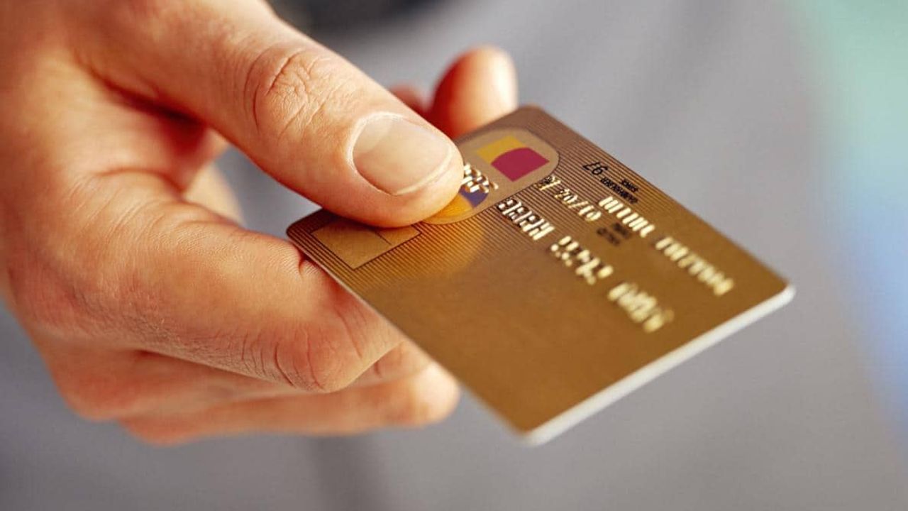 "Meclis kararı ile kredi kart aidat iadeleri başladı" iddiası yalanlandı