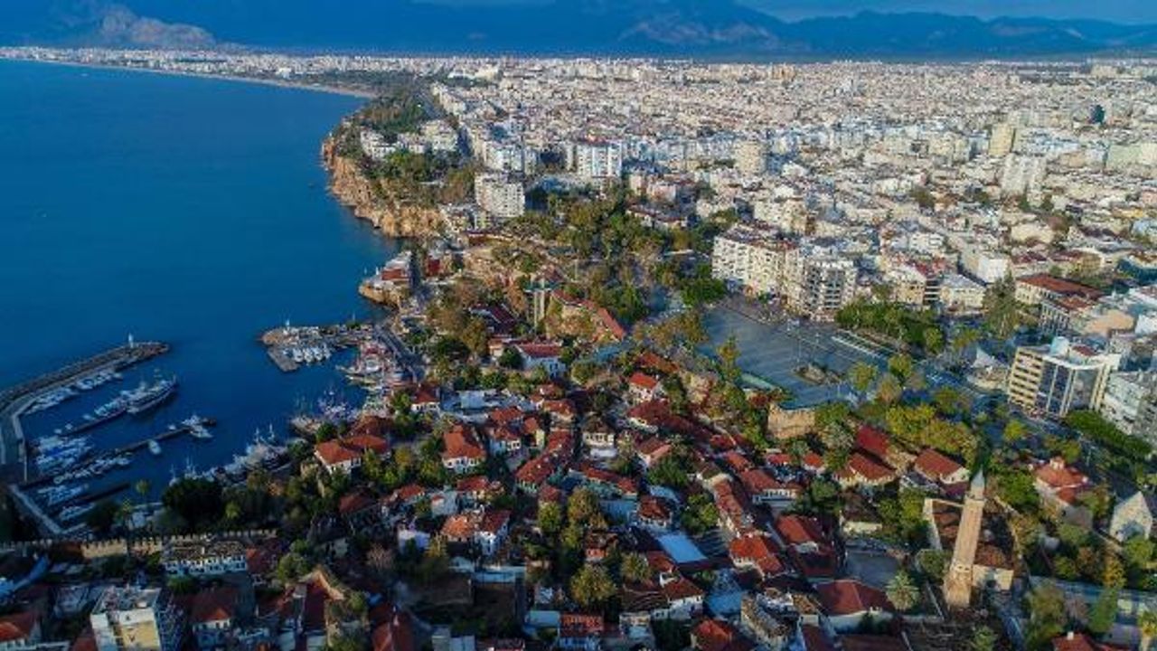 İstanbul, ağustosta yabancıya konut satışında Antalya'yı geçti