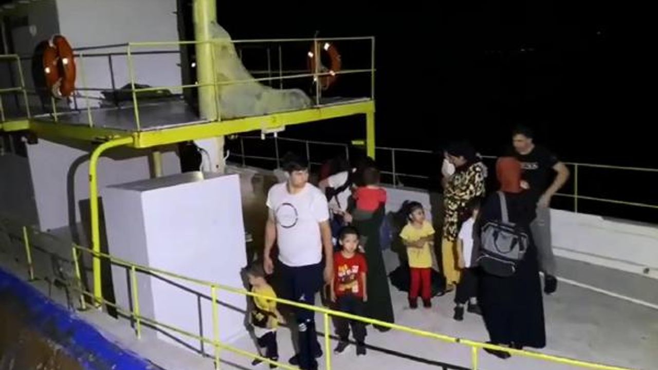 Şarköy’de tekneyle İtalya'ya gitmeye çalışan 88 kaçak göçmen yakalandı