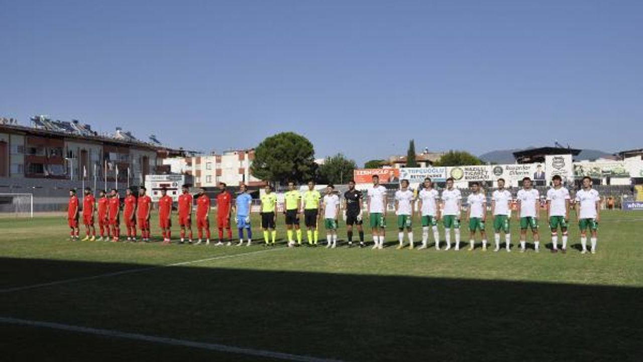 Nazilli Belediyespor, Bursaspor'u da mağlup etti