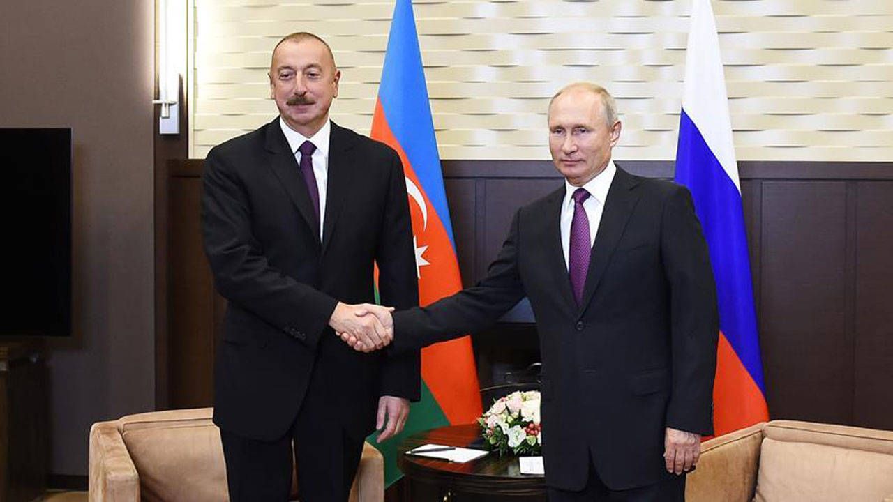 Aliyev Putin'den özür diledi