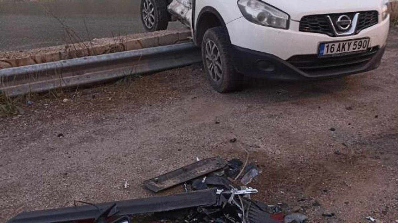 Tunceli’de kaza yapan cip, savrulup istinat duvarında asılı kaldı