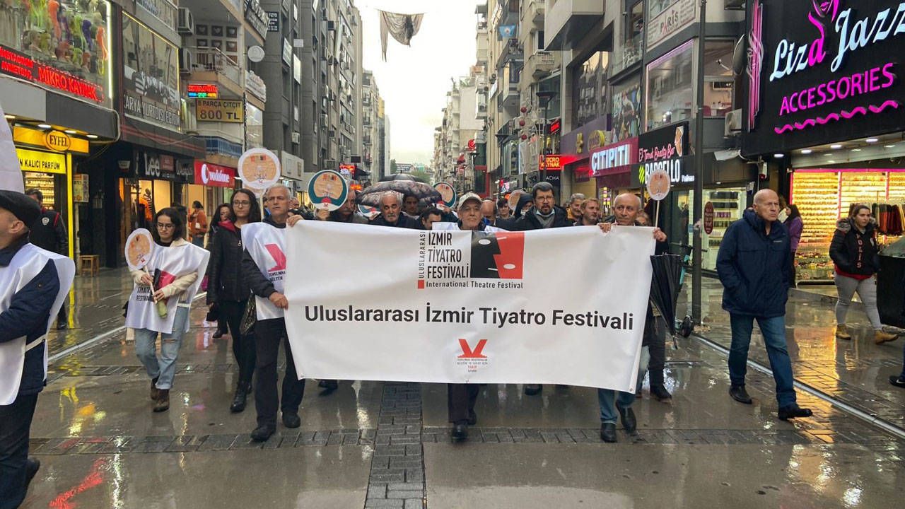 İzmir Tiyatro Festivali bugün başlıyor