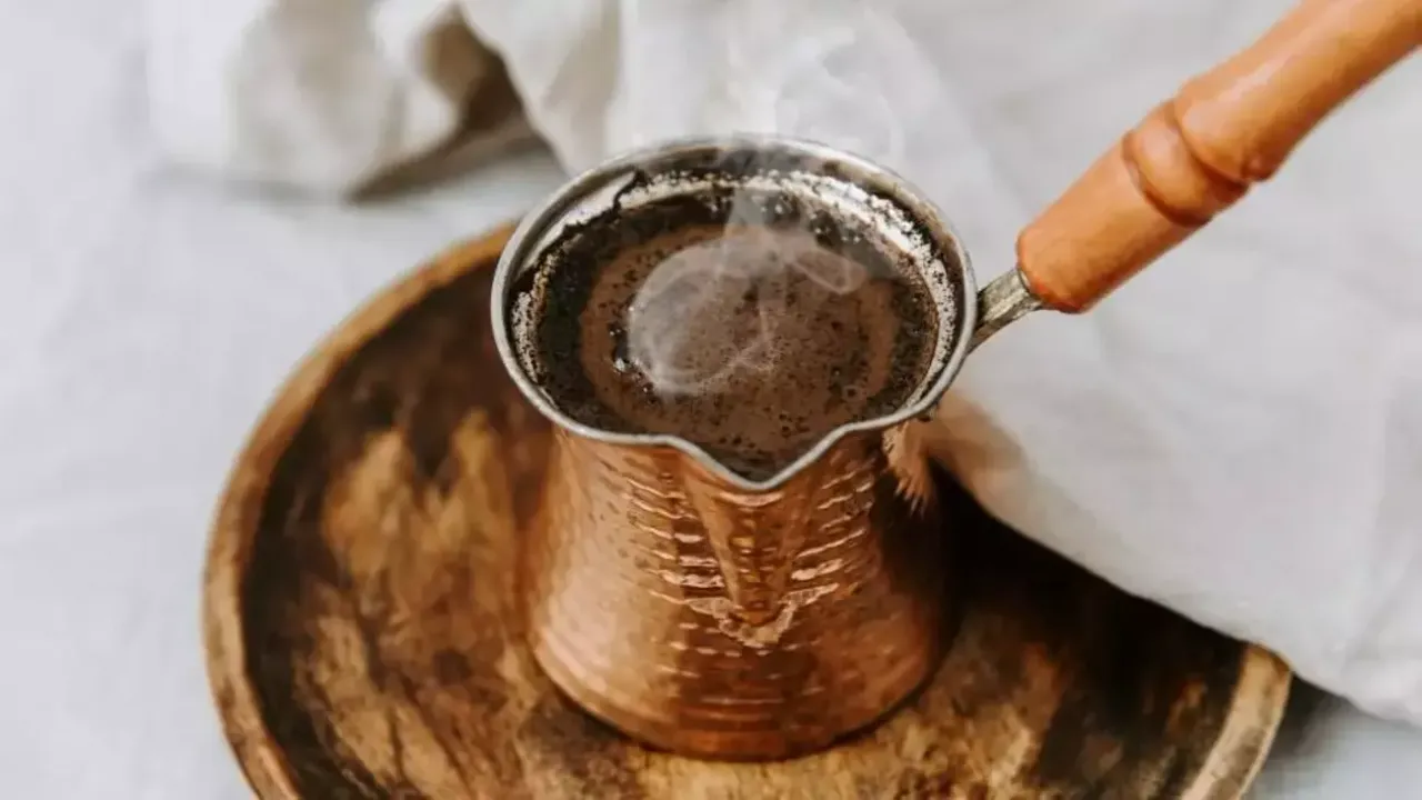 Sodalı Türk Kahvesi nasıl yapılır? Kolayca Bol Köpük Nasıl Elde Edilir?