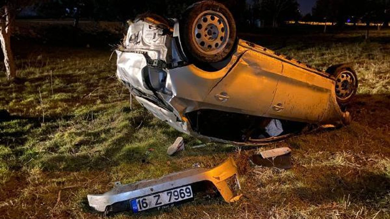 Edirne'de takla atan otomobilin sürücüsü yaralandı