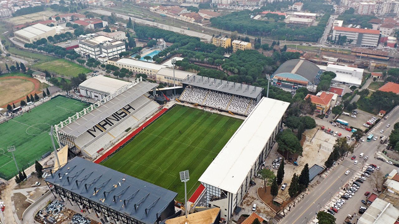 Manisa 19 Mayıs Stadı kapılarını açıyor