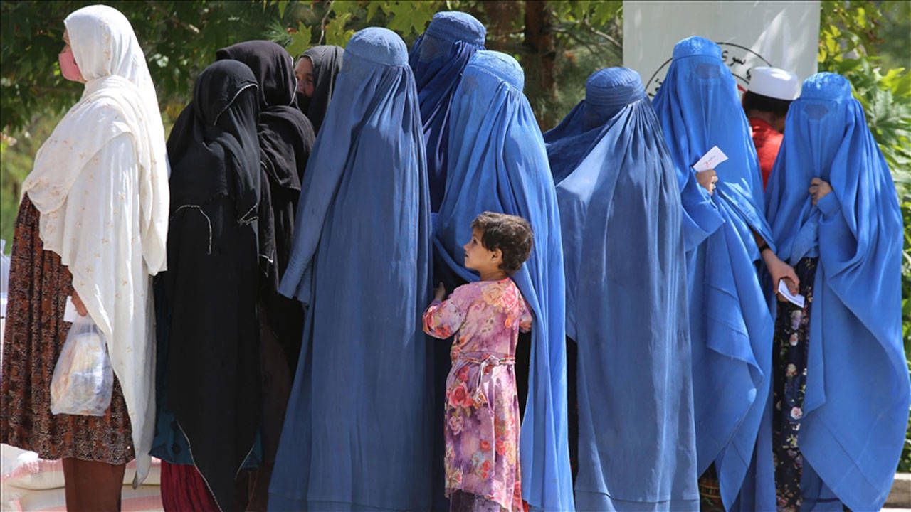 Taliban'dan kadınlara insanlık dışı muamele!
