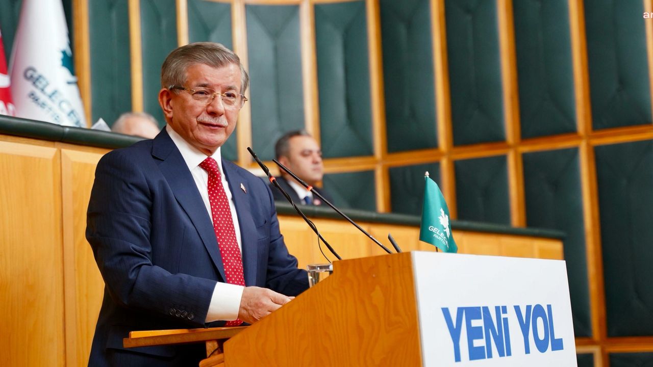 Davutoğlu'ndan iktidara şartlı yeşil ışık