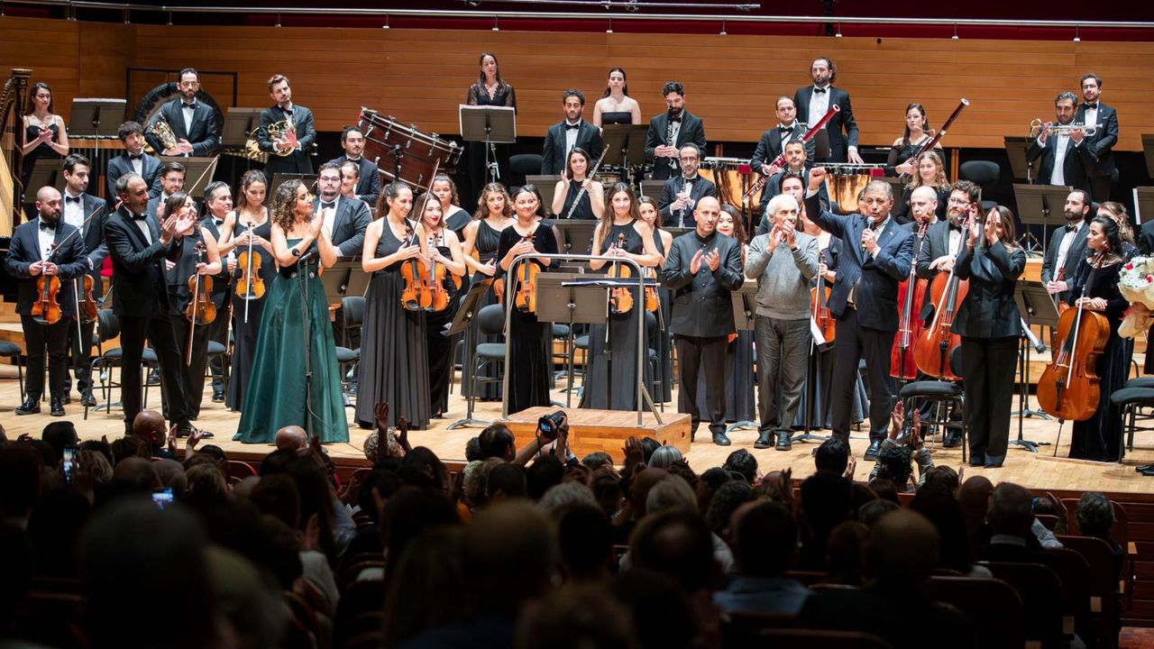 İzmir Oda Orkestrası’ndan Cumhuriyet Bayramı’na özel muhteşem konser
