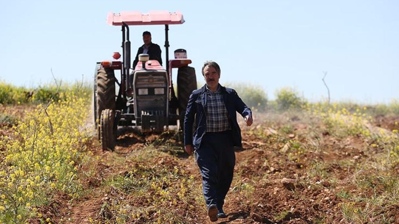 'Çiftçiyi desteklemiyor, köşeye sıkıştırıyorlar'