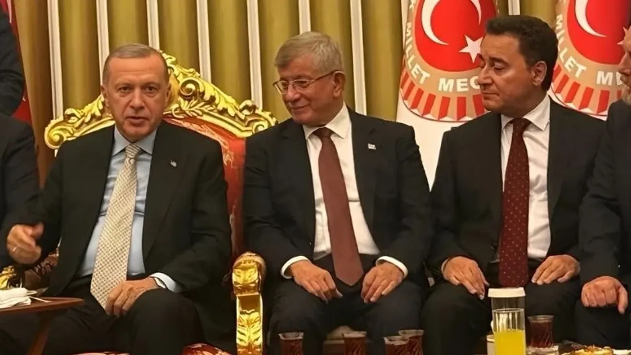 Davutoğlu Erdoğan'a göz kırptı! ‘Tereddüt etmem…’