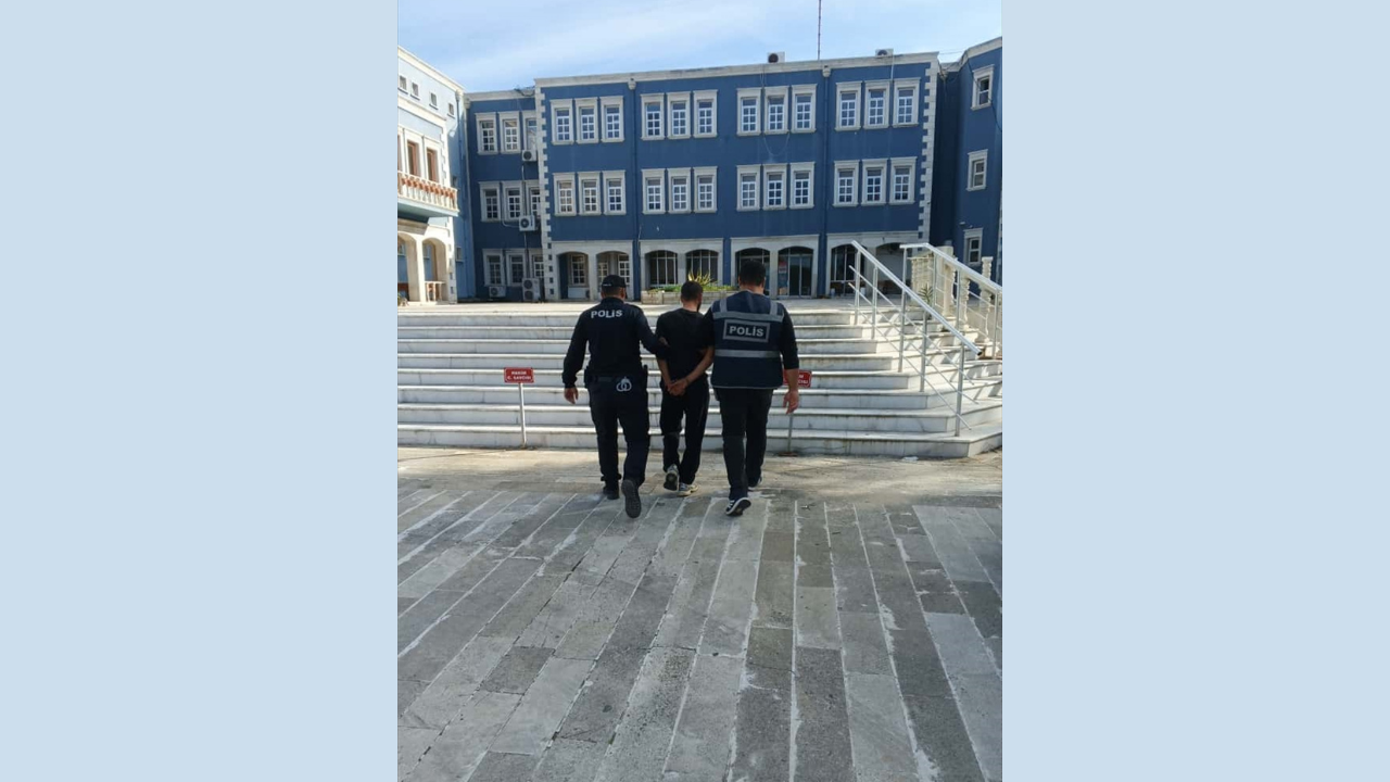 Foça’da hırsızlık operasyonu: Polise silah çeken şüpheli tutuklandı