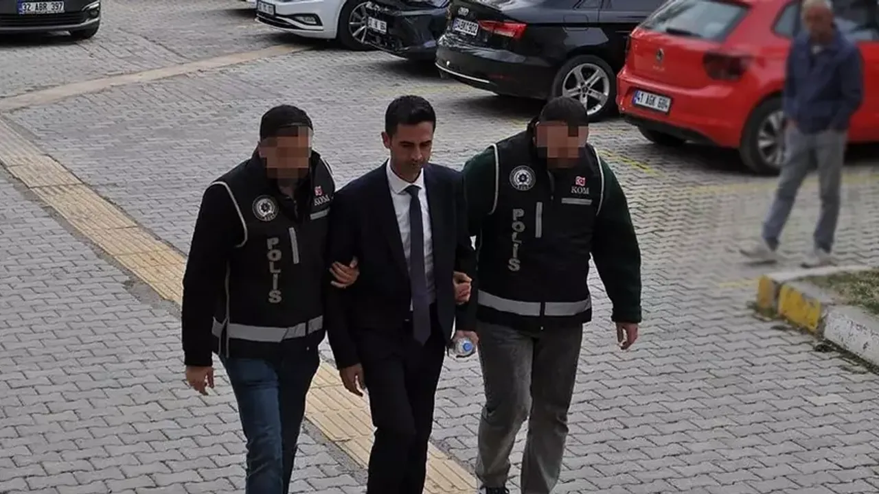 Eski belediye başkanına 23 yıl 11 ay hapis cezası