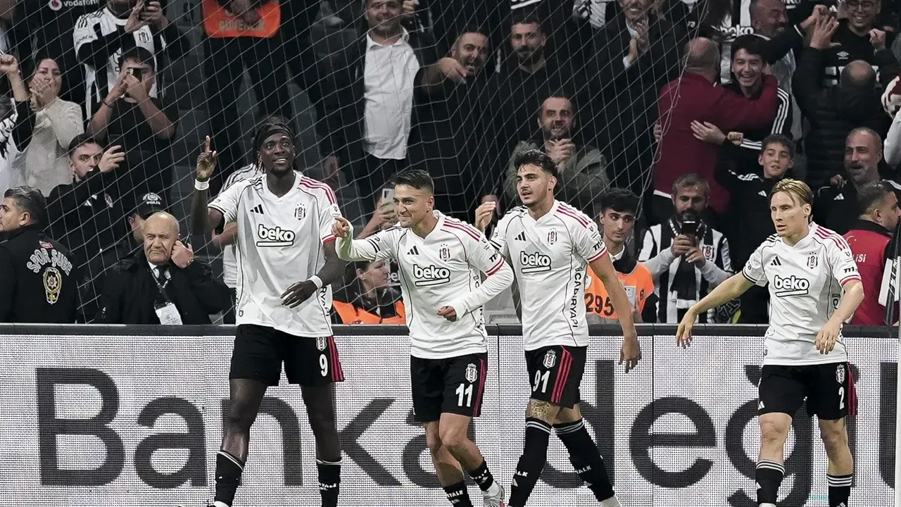 Kasımpaşa - Beşiktaş maçında Rafa Silva şoku! Kadroda yok