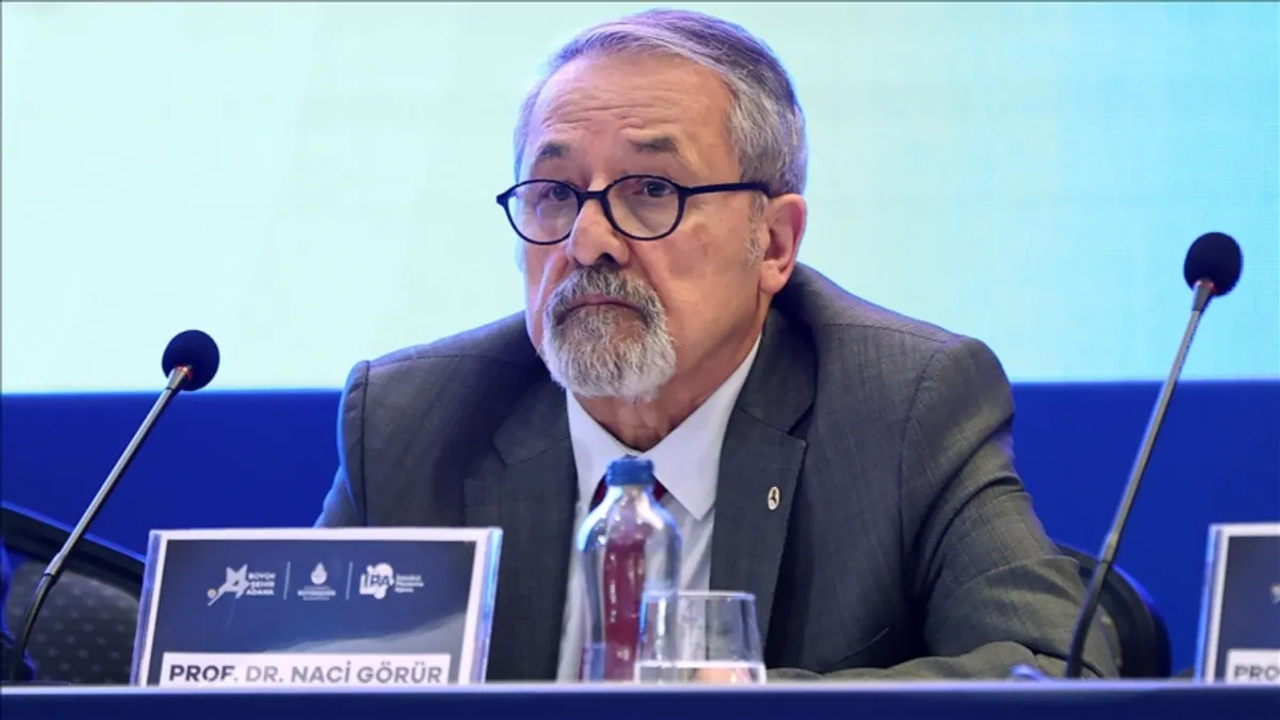 Naci Görür’den deprem uyarısı: 'Bölge stres biriktiriyor, dikkatli olunmalı'