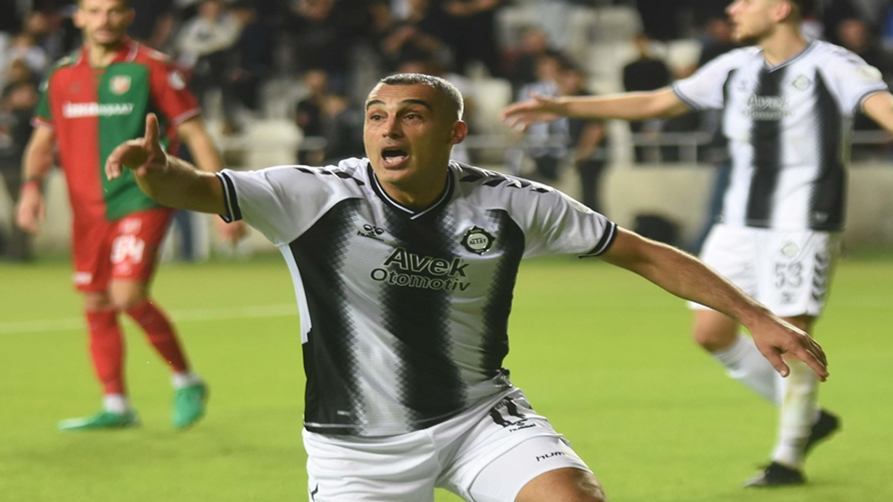 Altay’da Murat Uluç’tan özür videosu: “Karşıyaka camiasına saygısızlık etmem”