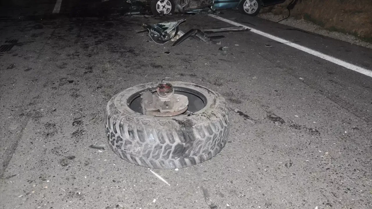 Ödemiş’te trafik kazası: 3’ü çocuk 6 kişi yaralandı