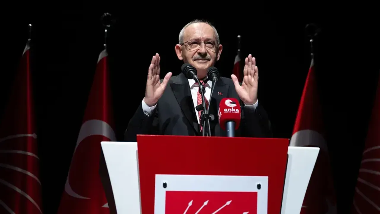 CHP'de kritik saatler: MYK, ihraç ve kurultay gündemiyle top