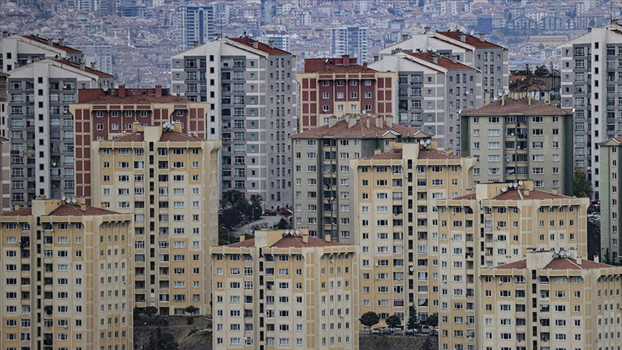 Piyasada sert fren: Konut satışları dibi gördü
