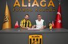Aliağa FK'da imzalar sürüyor