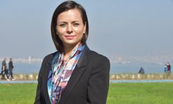 Karabağlar Belediye Başkan adayı Emine Helil İnay Kınay kimdir?