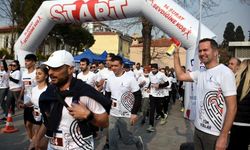 İzmir'de 'Sevdiğine Koş' etkinliği