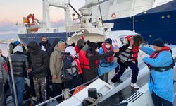 İzmir açıklarında 41 düzensiz göçmen kurtarıldı