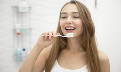 Diş fırçalamak orucu bozar mı? Diyanetten yanıt geldi