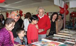 Ödemiş'te kitap fuarı açıldı