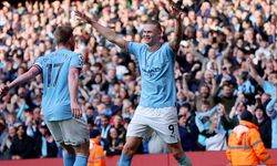 Manchester City ilk yarıda bitirdi