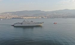 TCG Anadolu, İzmir sularında!