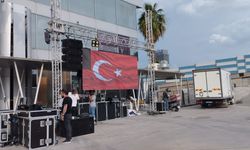 AK Parti İzmir'de sahne kuruldu!