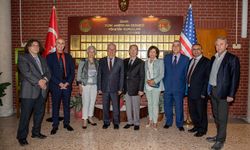 İzmir Türk Amerikan Derneği üyeleri "Bahara Merhaba" dedi