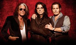 Hollywood Vampires'den depremzedelere destek