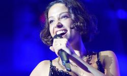 Zeynep Bastık'tan Boğaz'da muhteşem gece